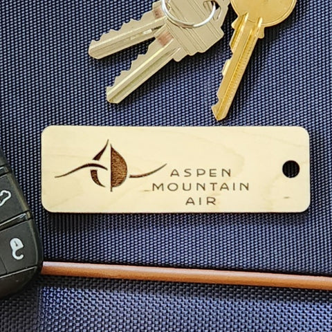 Image of wooden airline tag